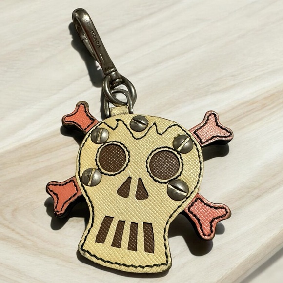 Prada Skull Keychain - Picture 6 of 12